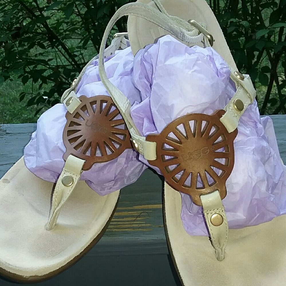 Ugg Ayden Sandals